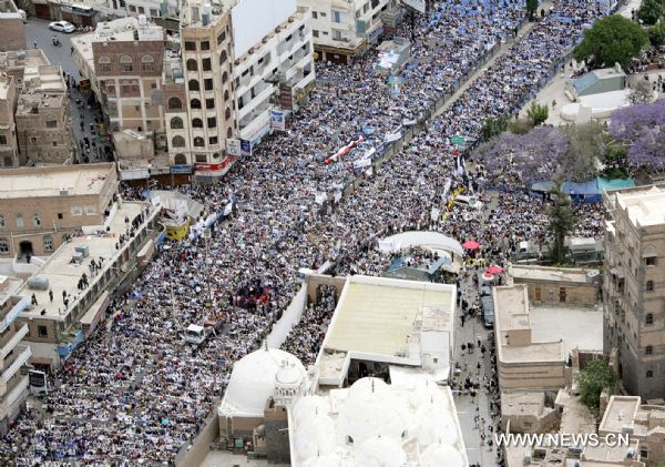 Người biểu tình đang tiếp tục xuống đường ở Yemen, gây thêm áp lực đòi ông Saleh từ chức.